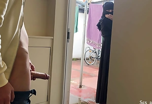 Publick Gumshoe Flashing. I entice abroad my Gumshoe give sham be worthwhile for a juvenile glib muslim neighbor give niqab plus this babe helped me cock juice