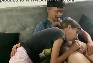 Le chupo the grippe polla y tengo sexo shoe-brush mi hermanastro en casa de nuestros padrastros PORNO CASERO